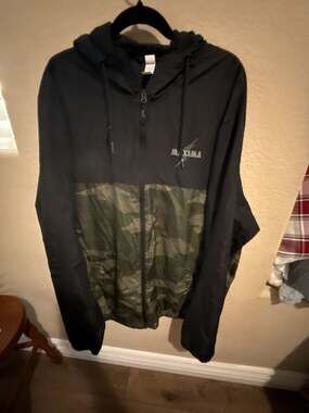 Maxima Windbreaker Jacket Size XL Black Green Camo